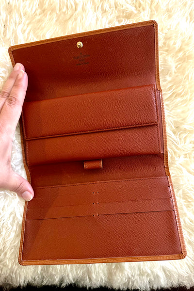 Louis Vuitton Epi Porte Feuille Sarah Leather Long Trifold Wallet - Epi Canelle